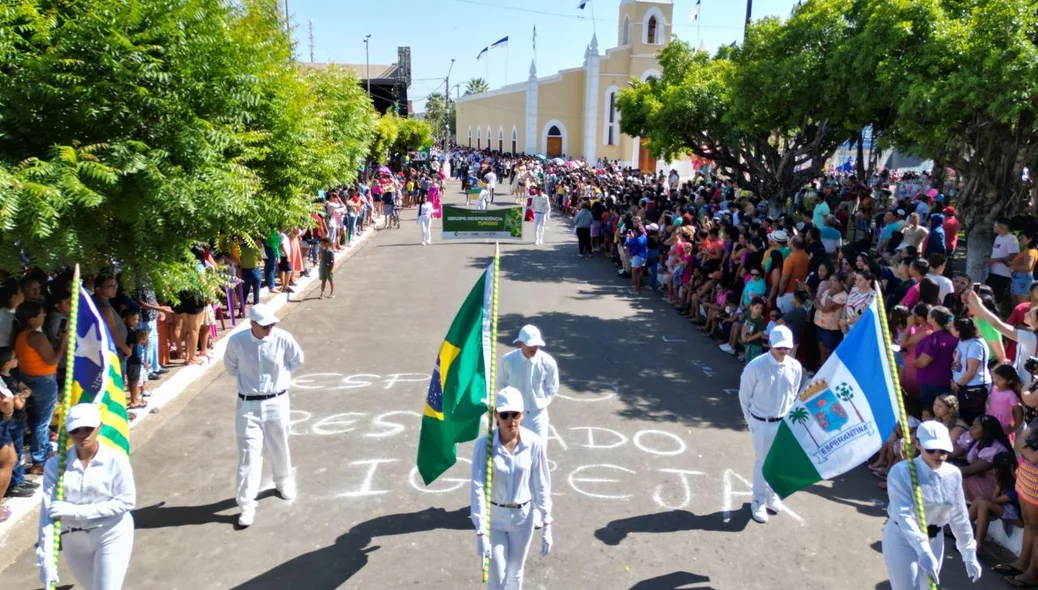 Cidade de Esperantina celebra o 7 de setembro com desfile cívico