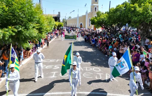 Cidade de Esperantina celebra o 7 de setembro com desfile cívico