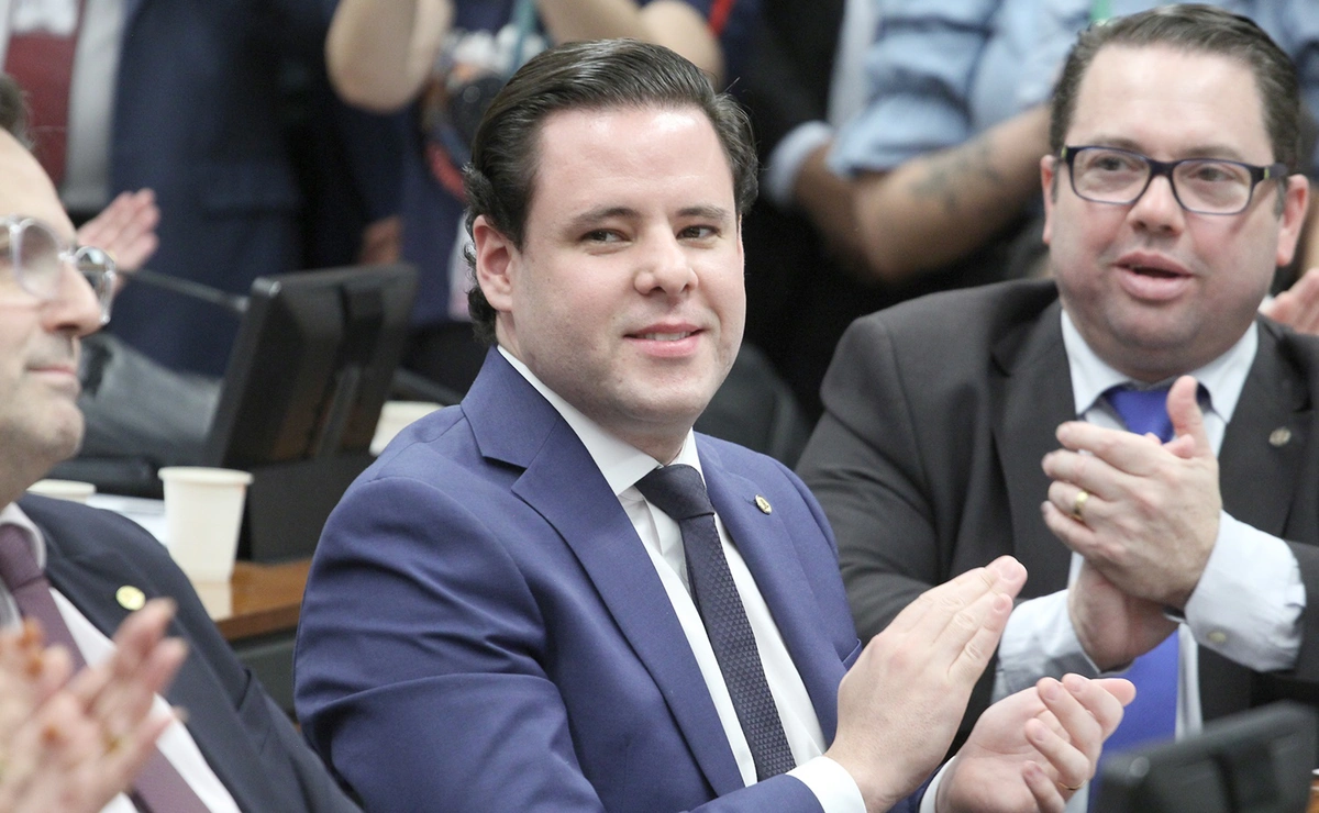 Deputado Rodrigo Valadares (União Brasil-SE) e deputado Rodolfo Nogueira (PL-MS)