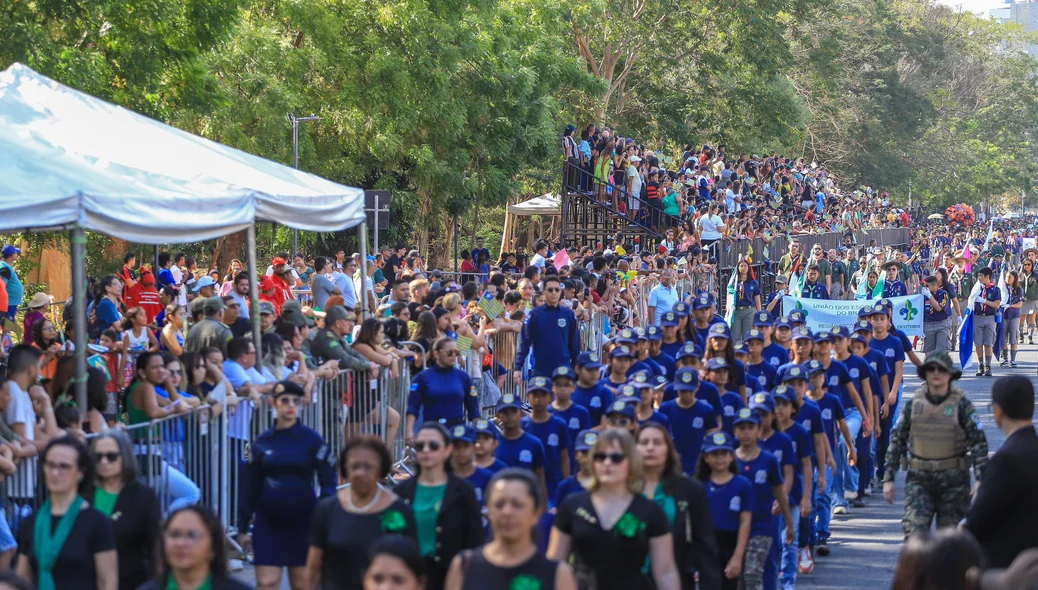 Desfile do 7 de Setembro em comemoração aos 202 anos da independência