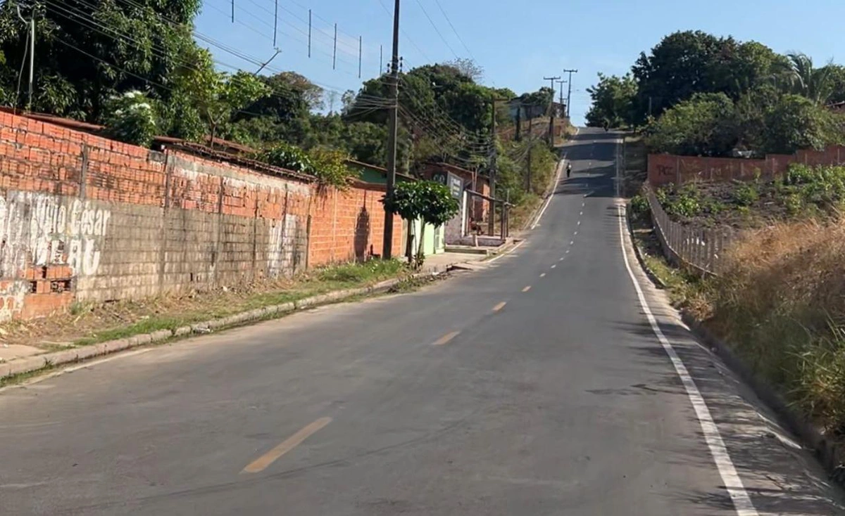 Entrega de asfalto do OPA em Teresin