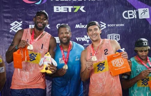 Evandro e Arthur levam o ouro na 7ª etapa do Circuito Nacional de Vôlei de Praia