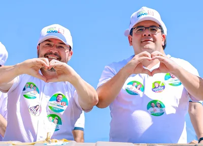 Fábio Novo, candidato a prefeito de Teresina, ao lado do governador Rafael Fonteles, durante carreata nesse domingo (22)