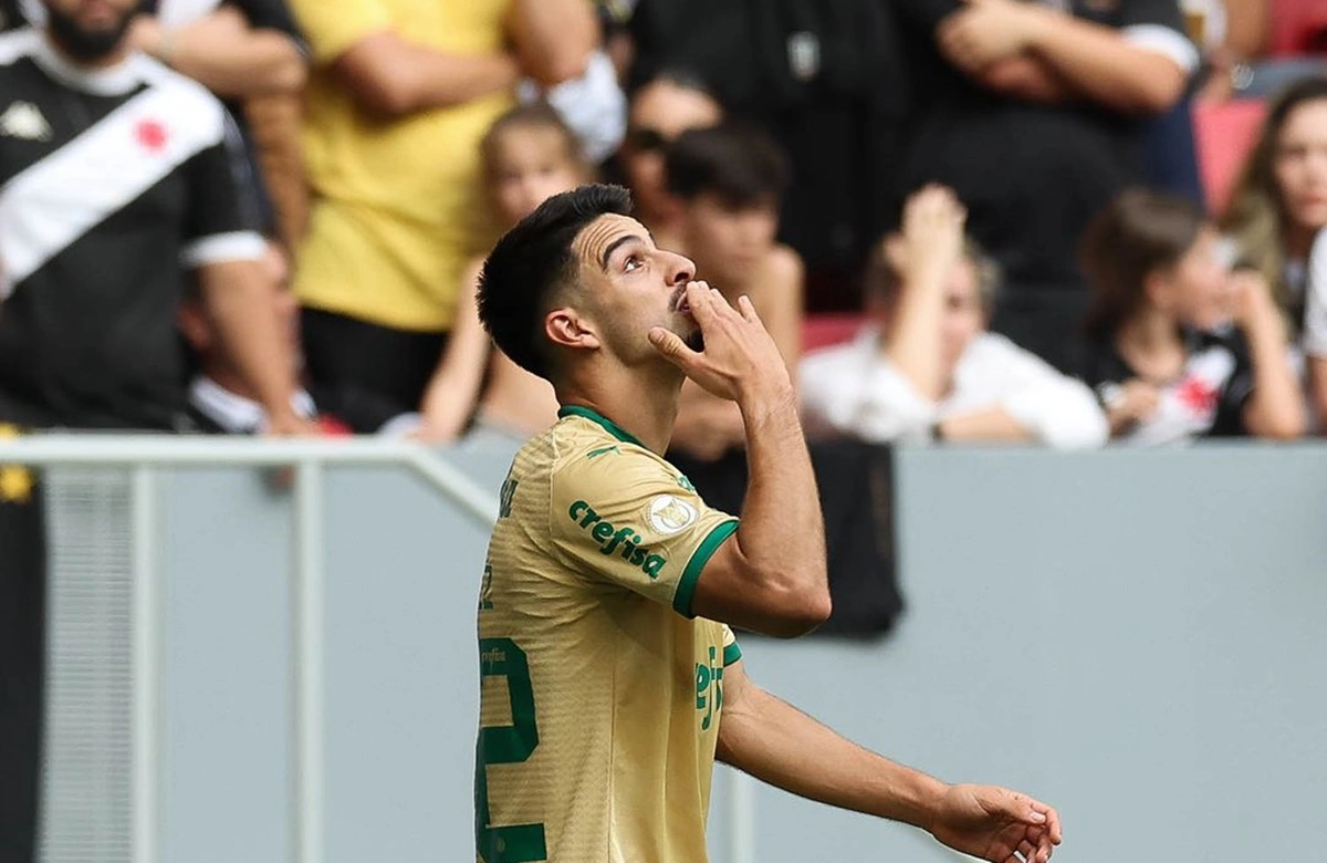 Flaco López marcou o gol da vitória contra o Vasco