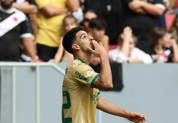 Flaco López marcou o gol da vitória contra o Vasco