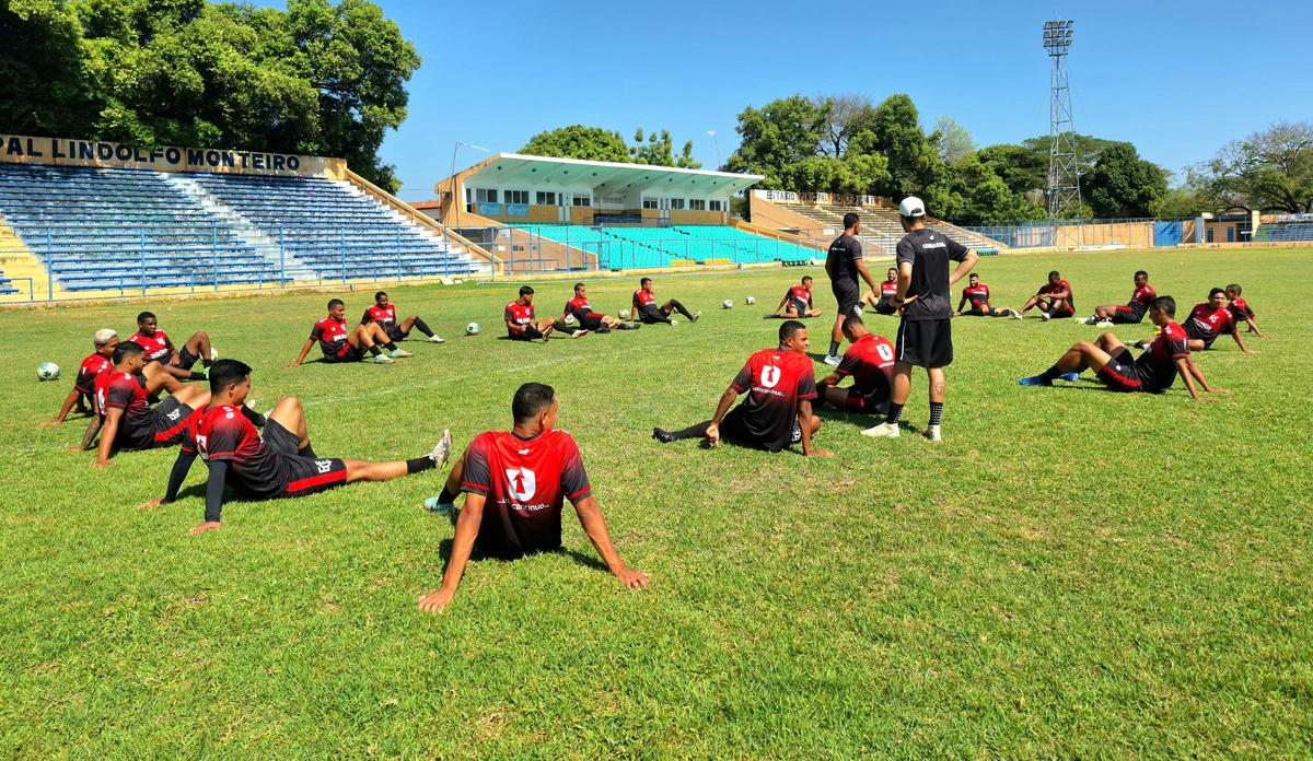 Flamengo-PI encerra preparação