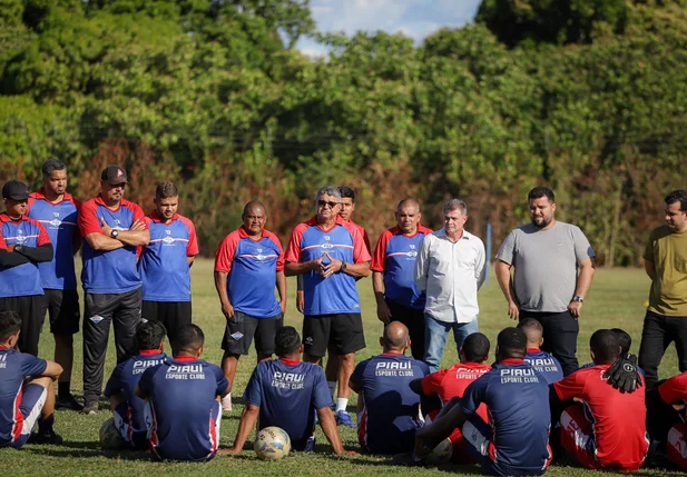 Flávio Araújo é apresentado no Piauí