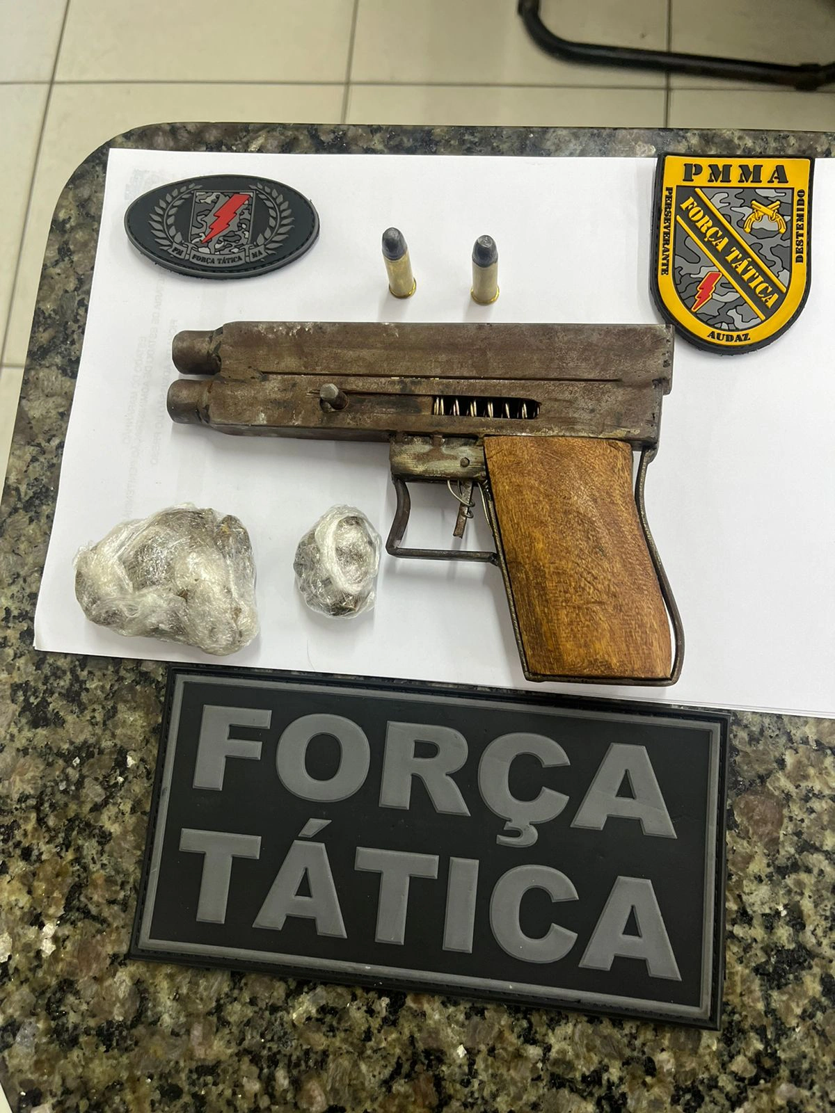 Homem é preso com arma, munições e drogas em Timon