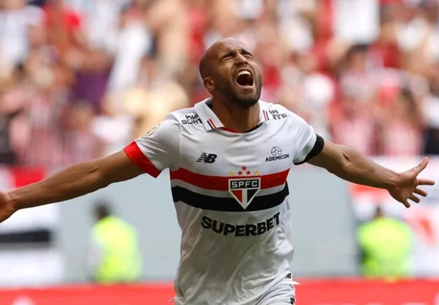 Lucas Moura marcou para o São Paulo no clássico Majestoso