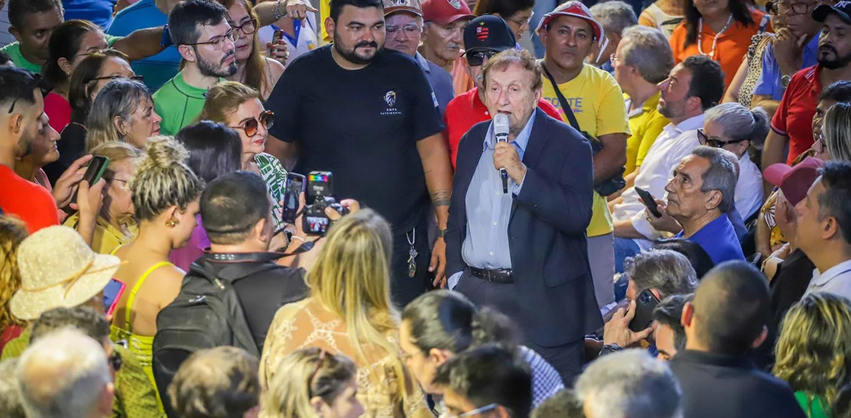 Mão Santa inaugurou o Shopping Popular Silvio Santos