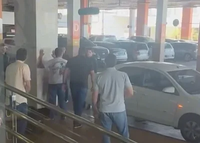 Momento da abordagem da PF ao encontrar R$ 1,5 milhão com homem no Teresina Shopping