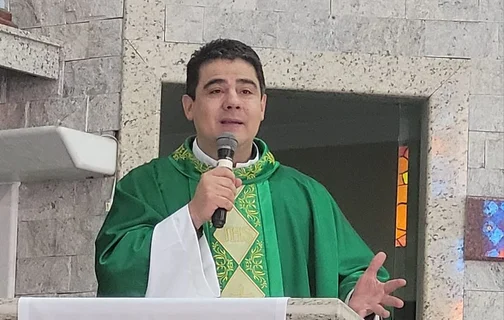 Padre Robson de Oliveira