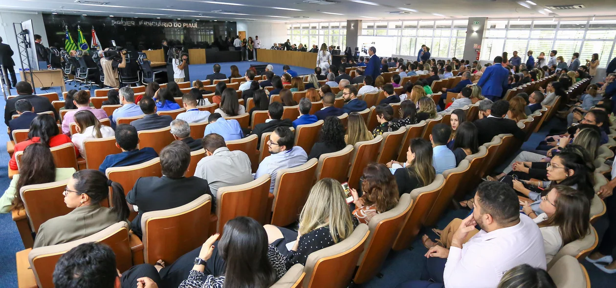 Presentes para eleição do desembargador Aderson Nogueira