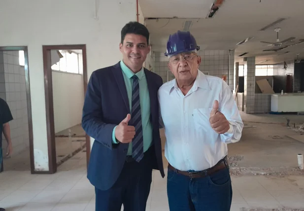 Secretário Reinaldo Ximenes e o prefeito Dr. Pessoa