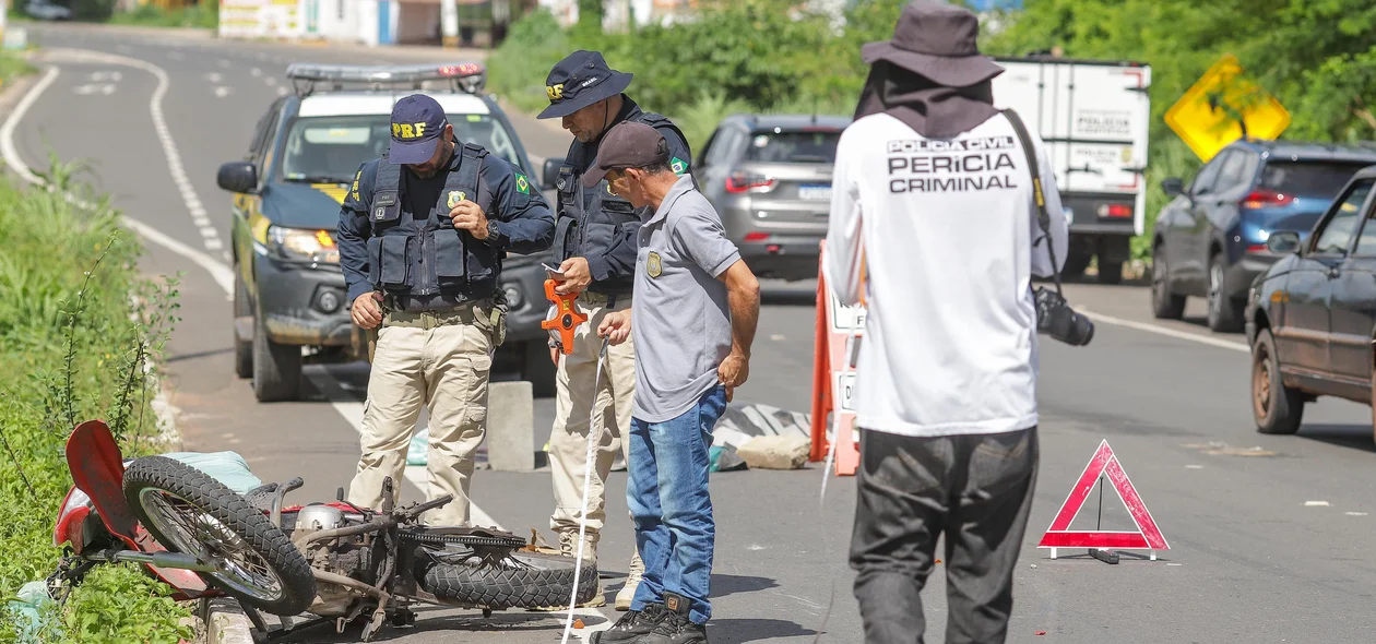 Acidente deixou uma mulher morta na BR 343, em Teresina