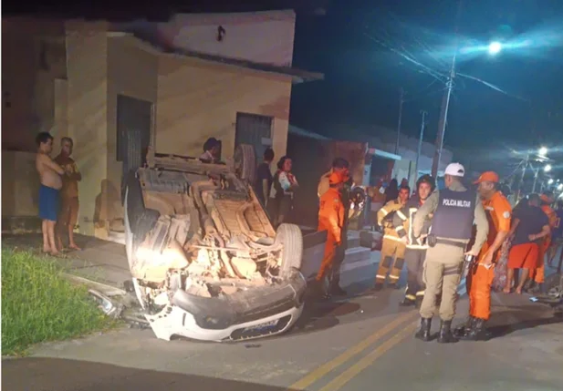 Acidente ocorreu na Rua João Emílio Falcão, no bairro São José, em Parnaíba