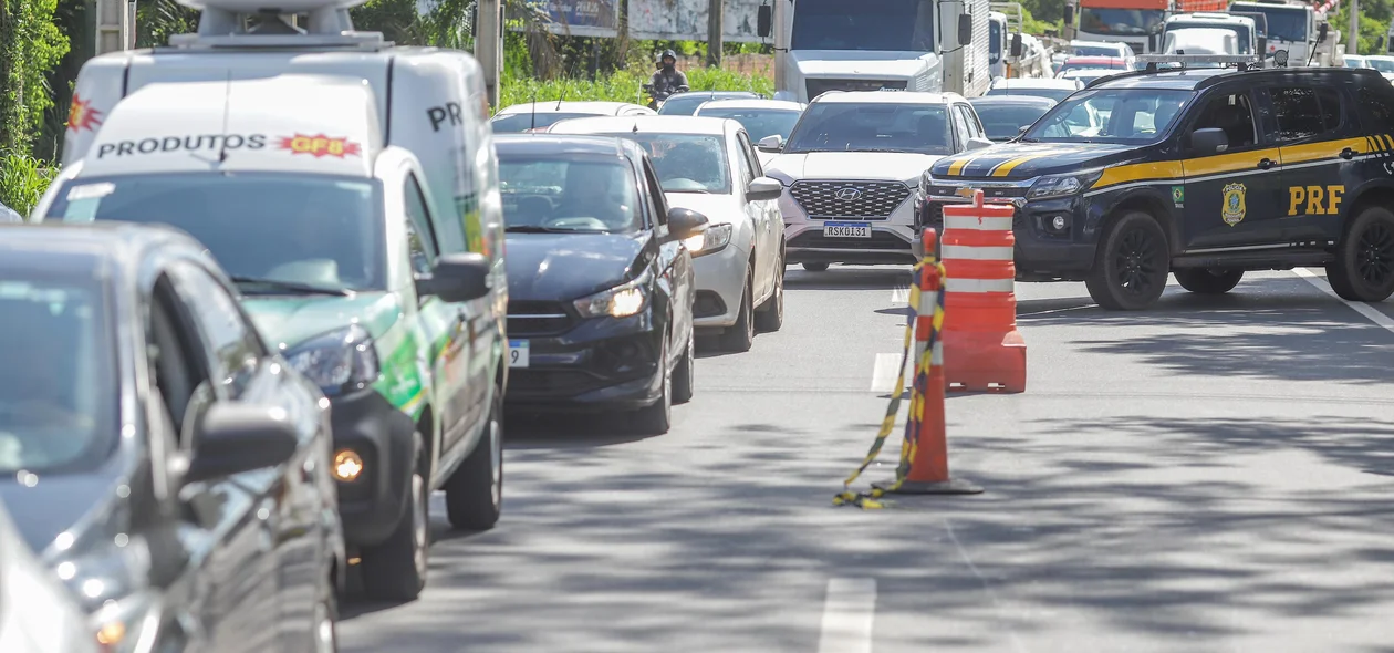 Acidente provocou congestionamento