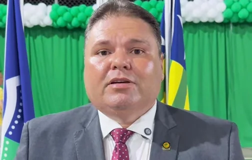 Admaelton Bezerra, prefeito de São José do Piauí