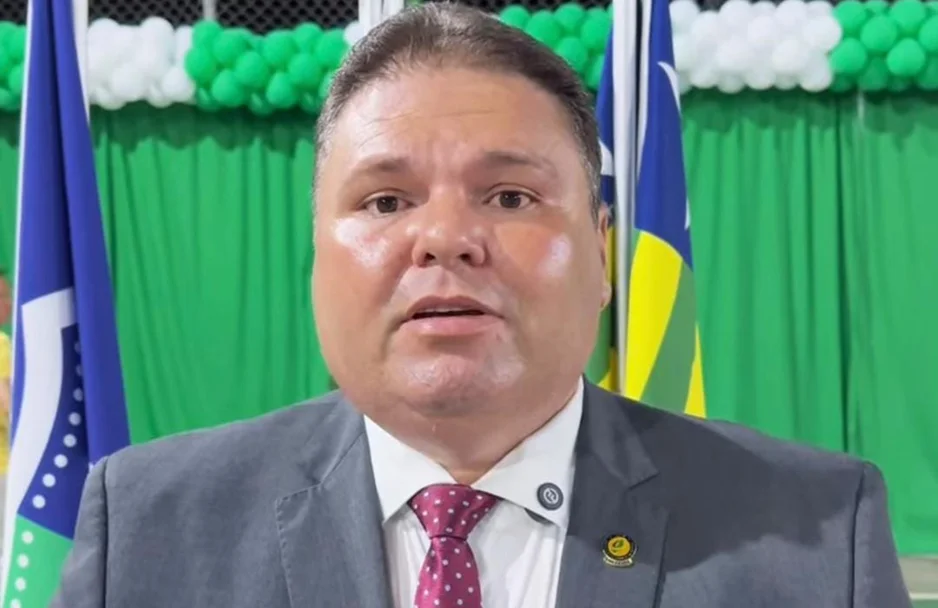 Admaelton Bezerra, prefeito de São José do Piauí