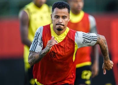 Allan em treino do Flamengo