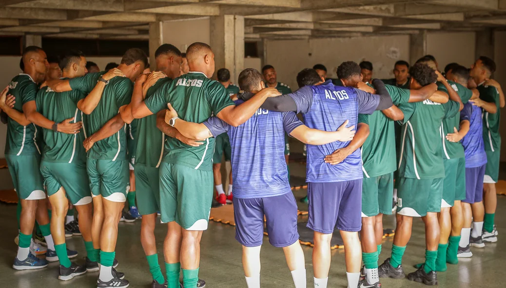 Altos realiza último treino em Teresina