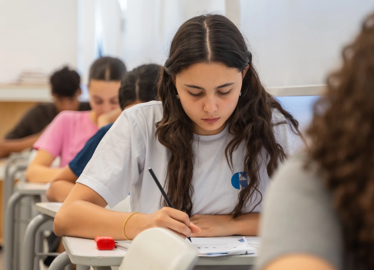 Aluna em sala de aula