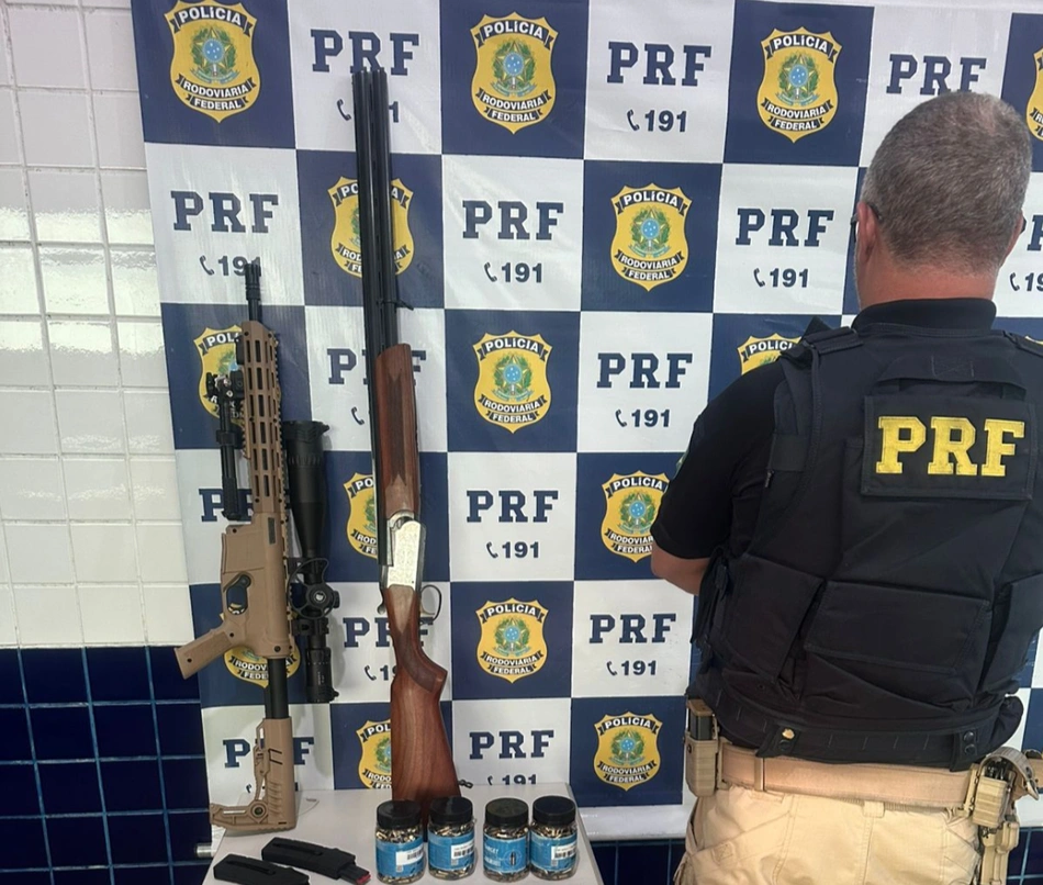 Armas de fogo e munições apreendidas pela PRF em Floriano