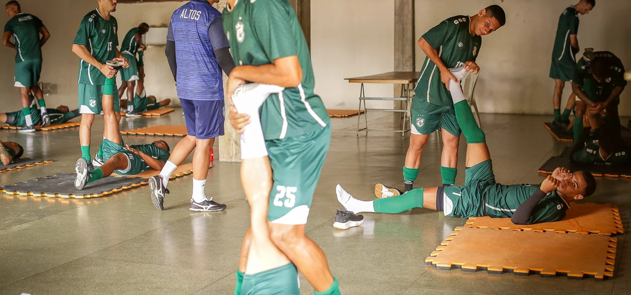 Atletas do Altos em preparação para a Copa do Nordeste