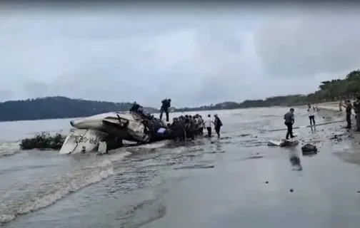 Avião explodiu na praia de Ubatuba