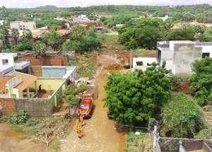 Bombeiros intensificam alertas para chuvas em Picos nesta segunda