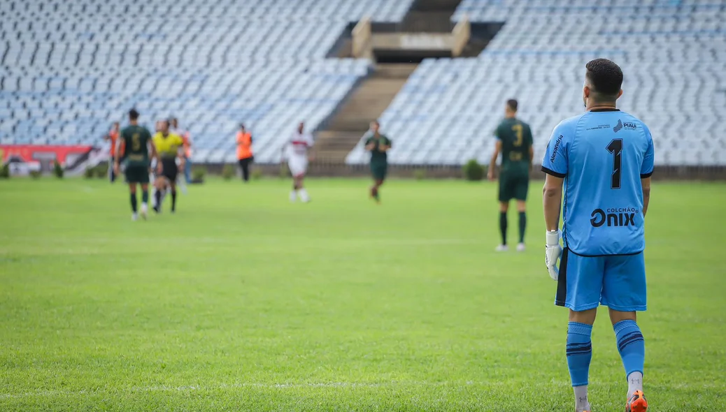 Careca, goleiro do Altos