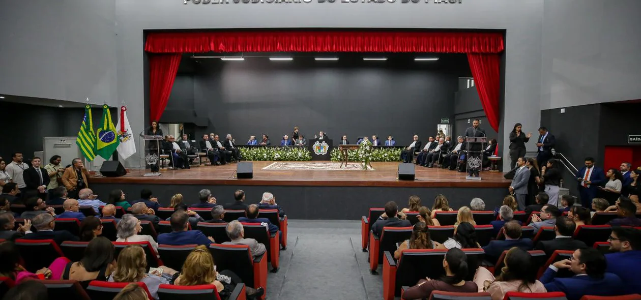 Cerimônia de posse do novo presidente do Tribunal de Justiça do Piauí