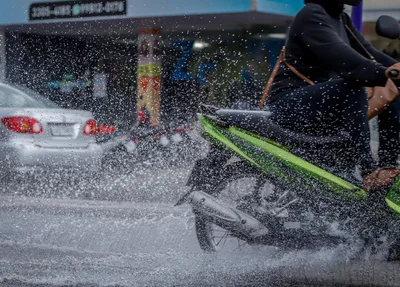 Chuva causa alagamentos na zona leste de Teresina