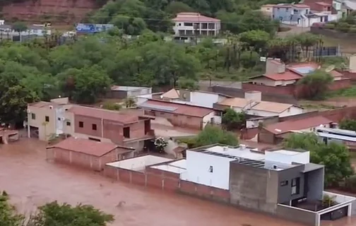 Cidade de Picos alagada