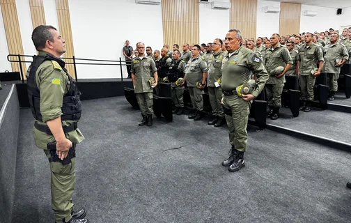 Coronel Scheiwann Lopes na solenidade