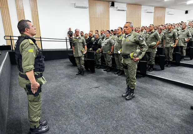 Coronel Scheiwann Lopes na solenidade