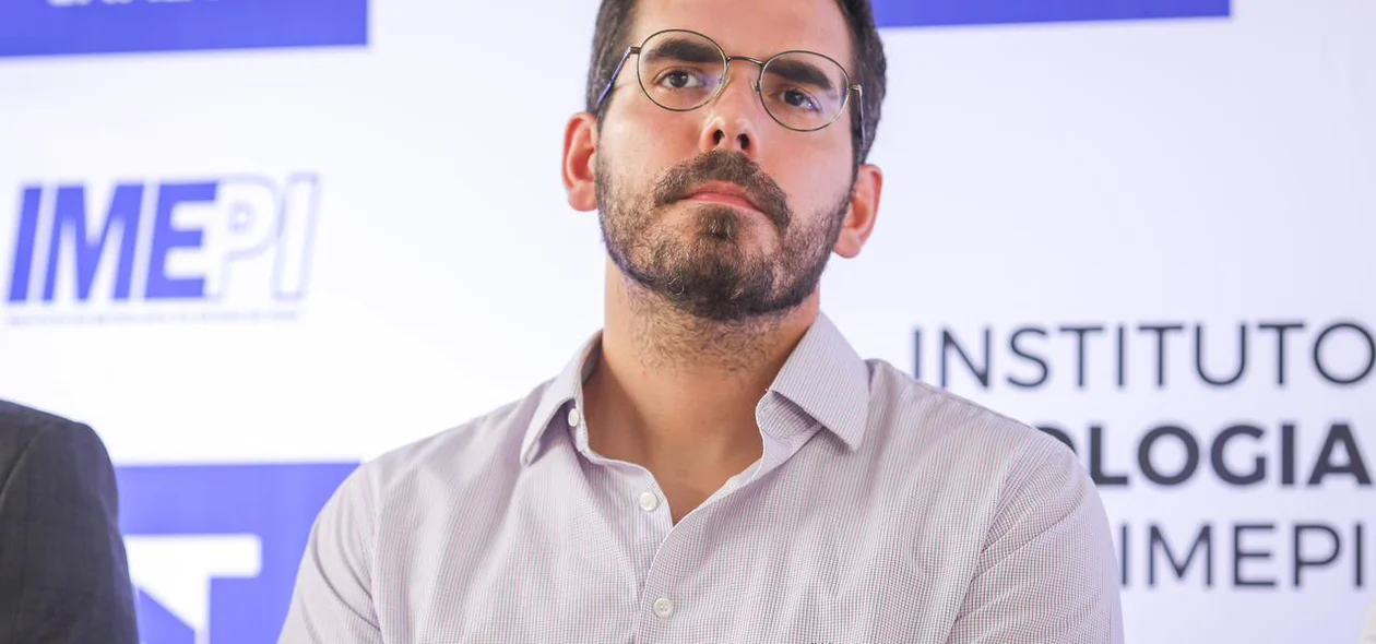 Deputado Marcos Aurélio Sampaio