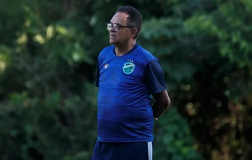 Francisco Diá, técnico do Altos