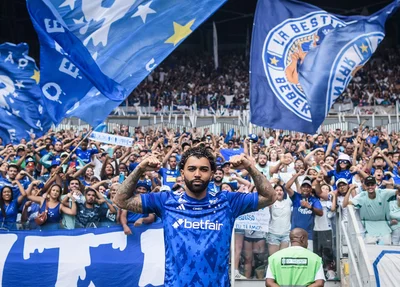 Gabigol é apresentado pelo Cruzeiro em BH