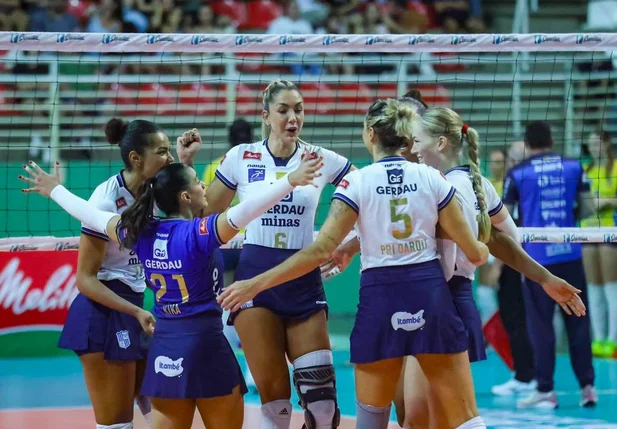 Gerdau Minas domina e vence Brusque na reestreia da Superliga Feminina de Vôlei