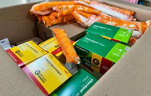 Kits de medicamentos e insumos para auxiliar vítimas das enchentes em Picos