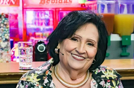 Mãe de Paulo Gustavo, Dona Déa