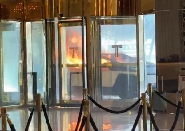 O Tesla Cybertruck explodiu em frente ao Trump International Hotel