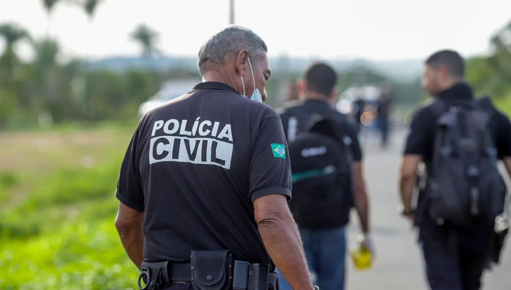 Polícia Civil esteve no local do crime