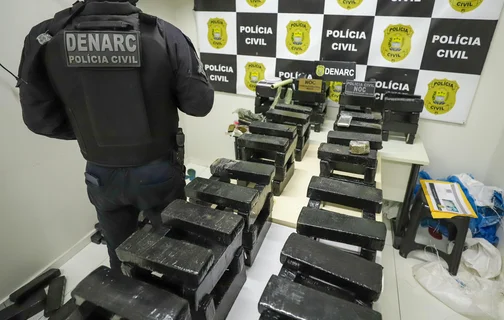 Policiais apreenderam 150kg de drogas