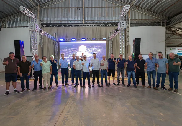 Prefeito de Uruçuí Dr. Gilberto Júnior participa do lançamento da Exposoja 2025