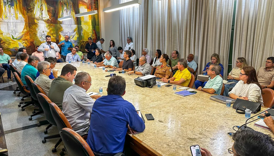 Reunião no Salão Nobre da Prefeitura de Teresina