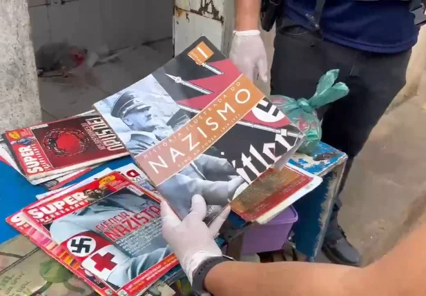 Revistas com conteúdo sobre nazismo