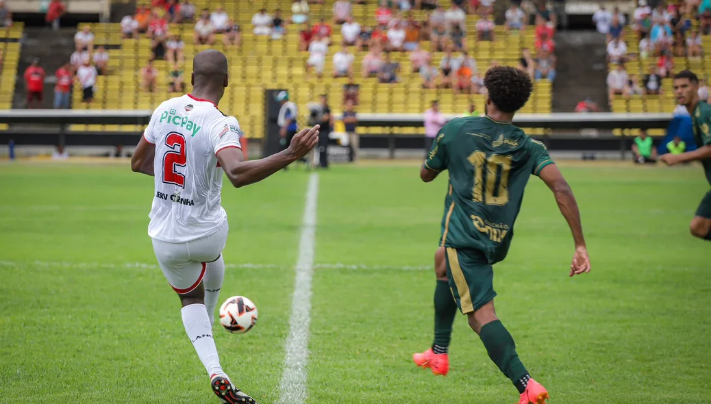 River x Altos em partida do campeonato piauiense