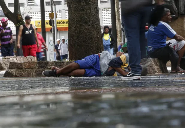 São Paulo lidera o ranking entre os estados, com um salto de 106.857 pessoas vivendo nas ruas